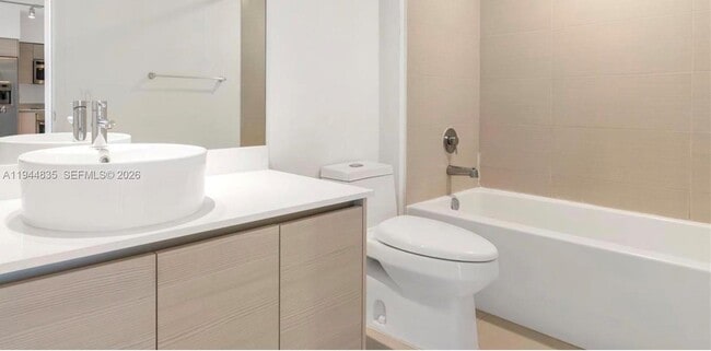 Foto del edificio - 4250 Biscayne Blvd