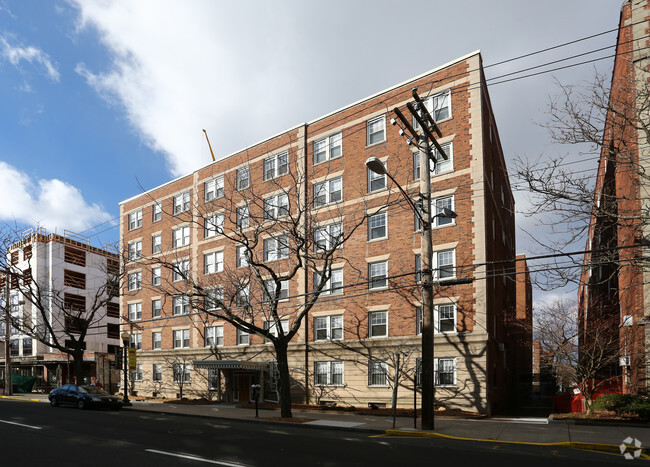 Foto del edificio - Howe Place Apartments