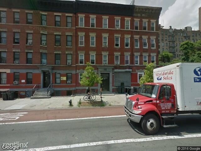 Primary Photo - 3 br, 1 bath Apartment - 2099 Webster Ave