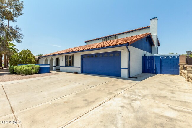 Foto del edificio - 2058 E Oxford Dr