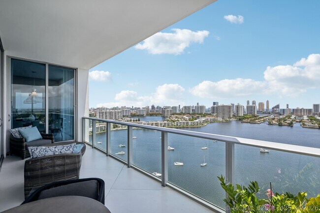 Foto del edificio - 17301 Biscayne Blvd