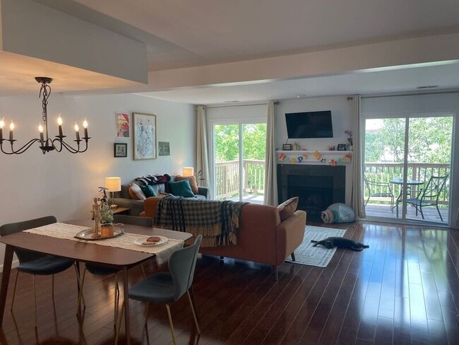 Photo - 955 Auburnview Dr Apartment