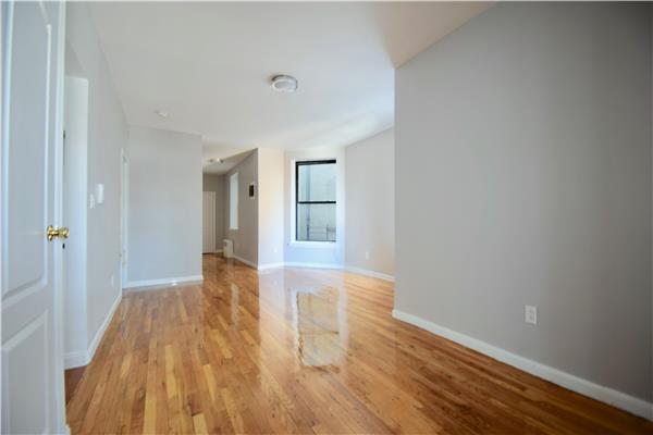Building Photo - 133 W 116th St