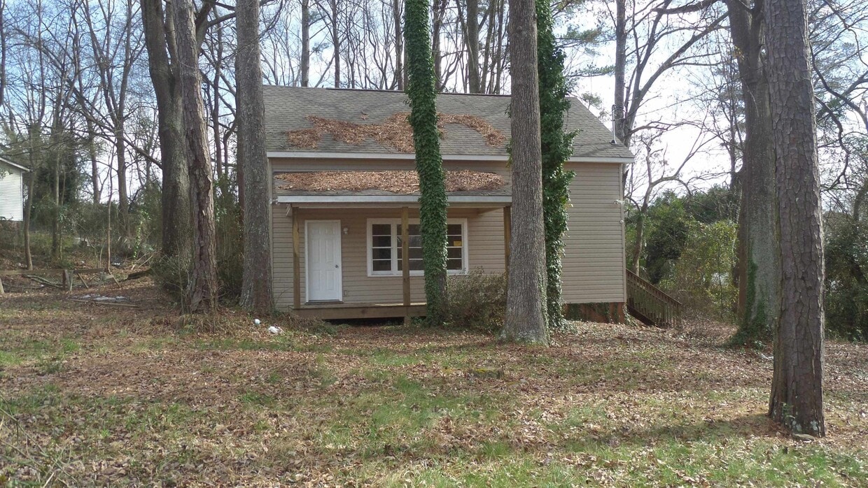 Primary Photo - 332 Foster St