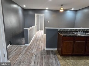 Building Photo - 5914 Belmar Ter
