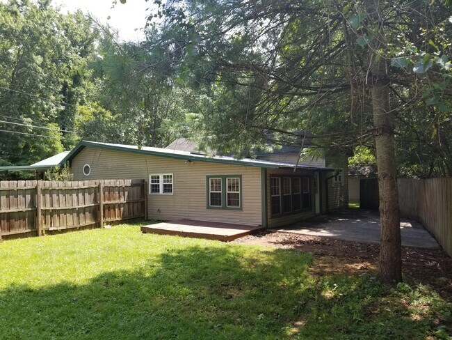 Building Photo - 173 Lacy Hollow Rd