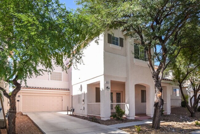 Building Photo - 8911 Deep Ridge Ct