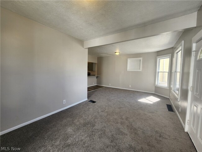 Building Photo - 2063 W 104th St