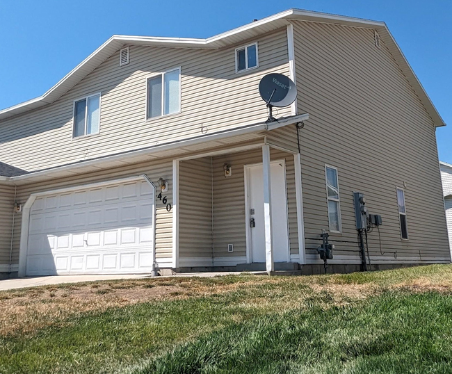 Foto del edificio - 3 Bed Duplex in Ogden – 18-Month Lease + 1...
