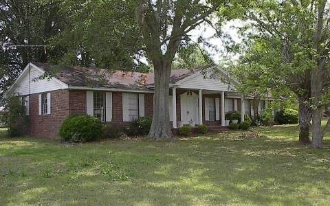 Foto principal - 5729 S US 441 Hwy