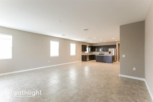Building Photo - 5212 W San Gabriel Ave, Phoenix, AZ, 85339