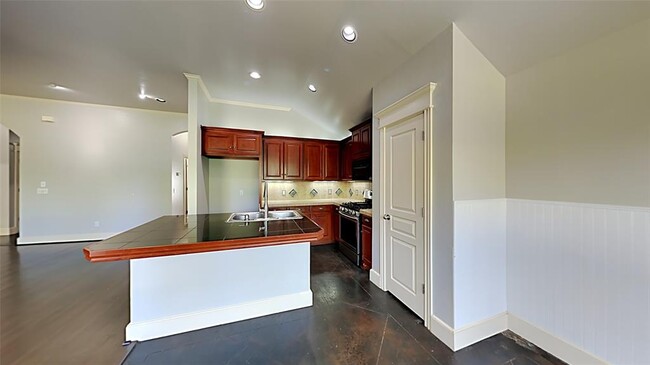 Building Photo - 5101 NW 163rd St