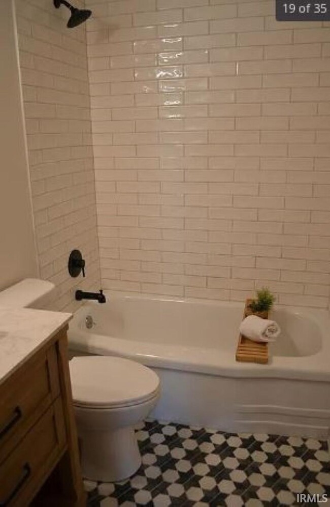 Foto del edificio - 1228 Southlea Dr
