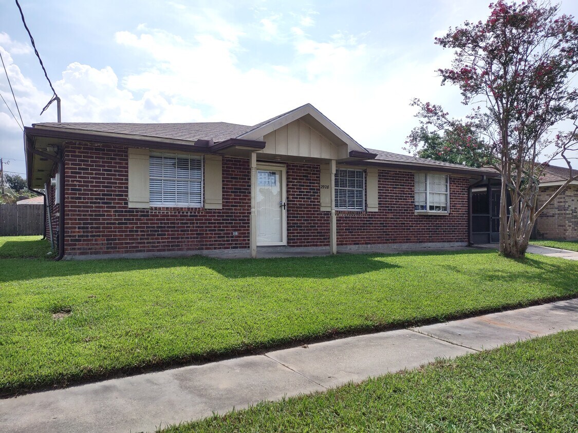 2928 Dove Ave, Marrero, LA 70072 House Rental in Marrero, LA