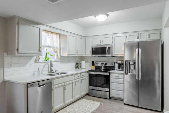 Foto del edificio - 499 Suddarth St