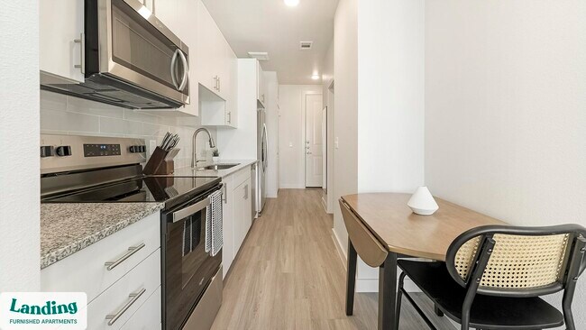 Foto del edificio - 6311 S 1st St