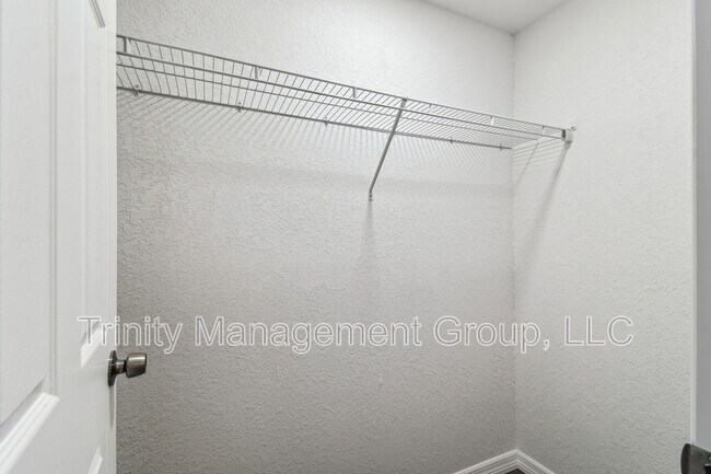 Foto del edificio - 10033 Brunswick Ln