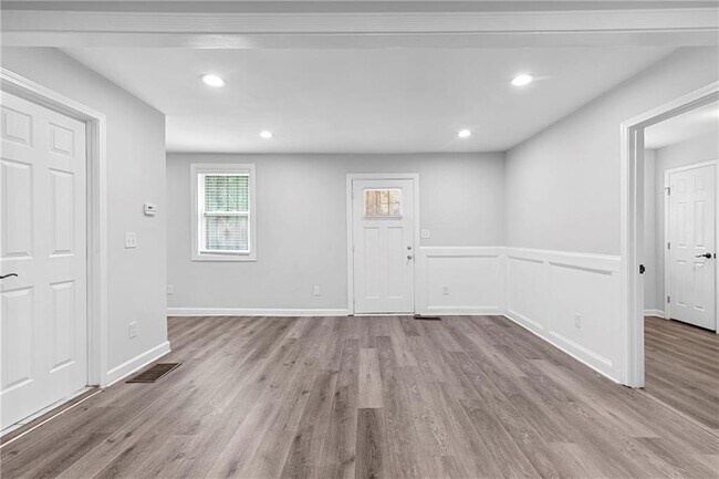 Foto del edificio - 16 Wadley St NW