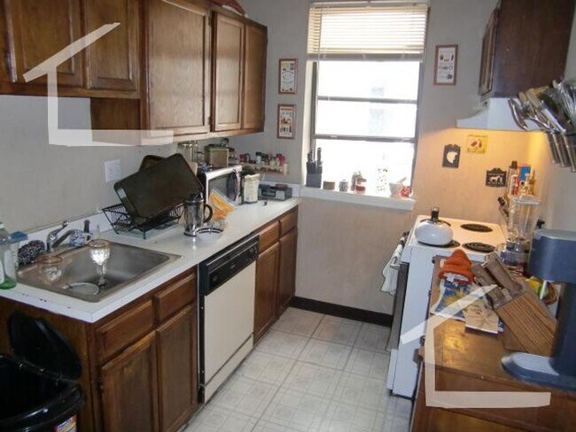 Foto del edificio - 327 Summit Ave #9I Boston MA 02135