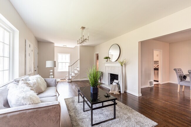 Foto del edificio - 3676 Rolliston Rd