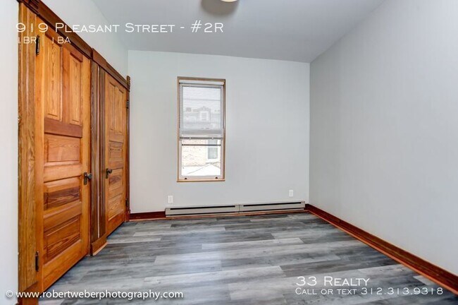 Foto del edificio - 919 Pleasant St