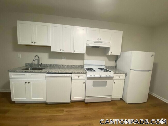 Building Photo - 33 Rockland St