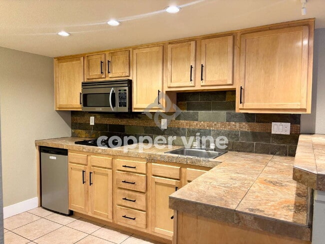 Building Photo - 11230 Irving Dr