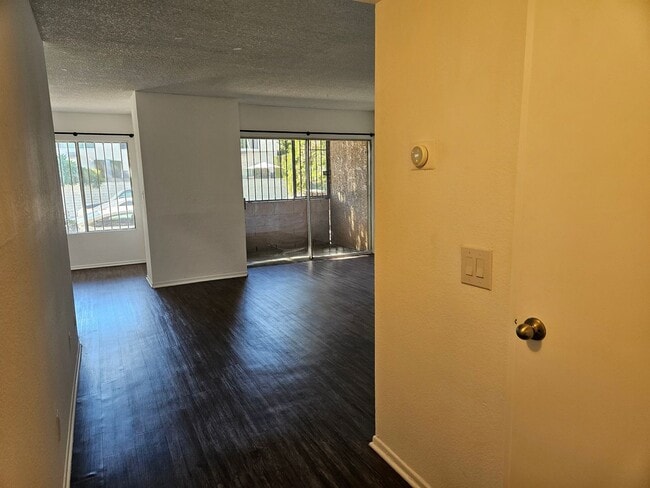 Interior Photo - The Benezra Family Limited Partnership 2 LP