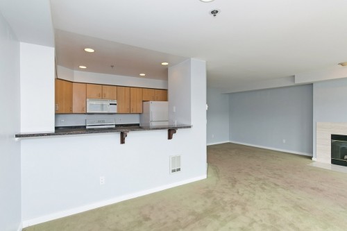 Building Photo - Nautica Condos - 2 bedrooms
