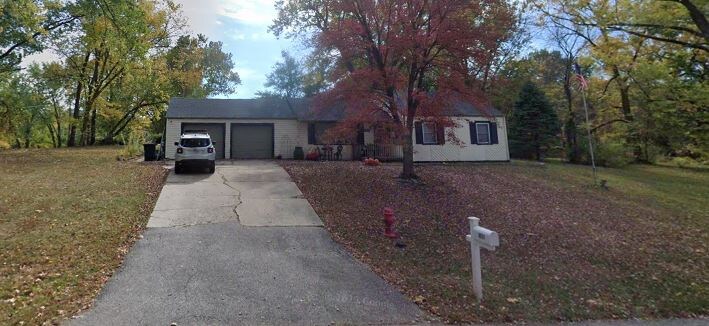 Primary Photo - 6211 Armstrong Ave
