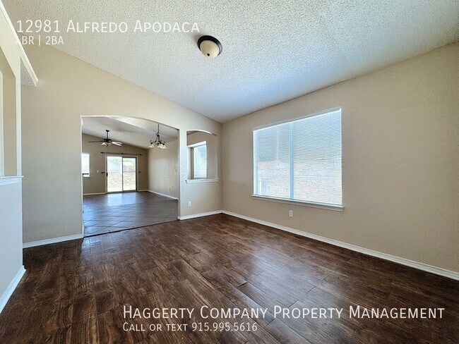 Foto del edificio - 12981 Alfredo Apodaca Dr