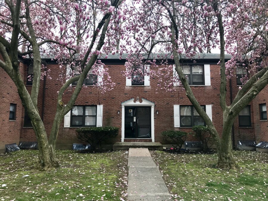 Foto principal - 415 Prospect Ave