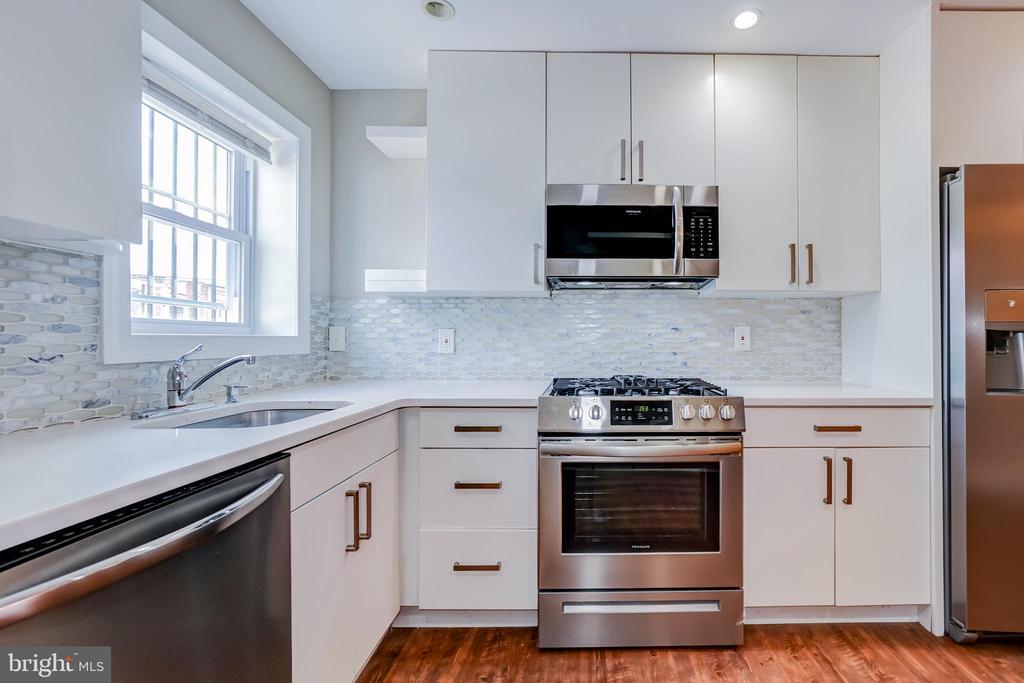 Foto principal - 227 N Rose St