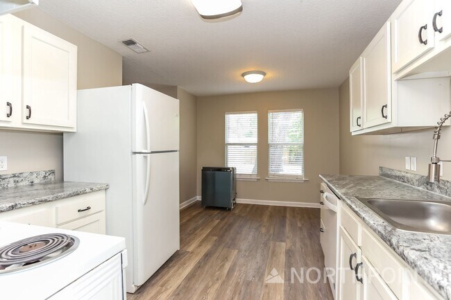 Foto del edificio - 3 BR/2BA | Newly Renovated Single Family Home | 1-Car Covered Parking | Gated backyard
