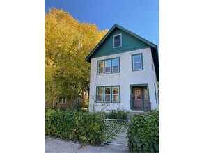 Building Photo - 2613 E 24th St
