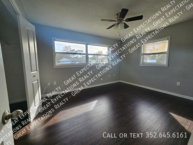 Building Photo - 25 Bahia Loop