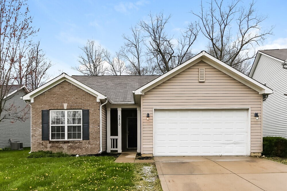 Primary Photo - 5810 Long Lake Ln.