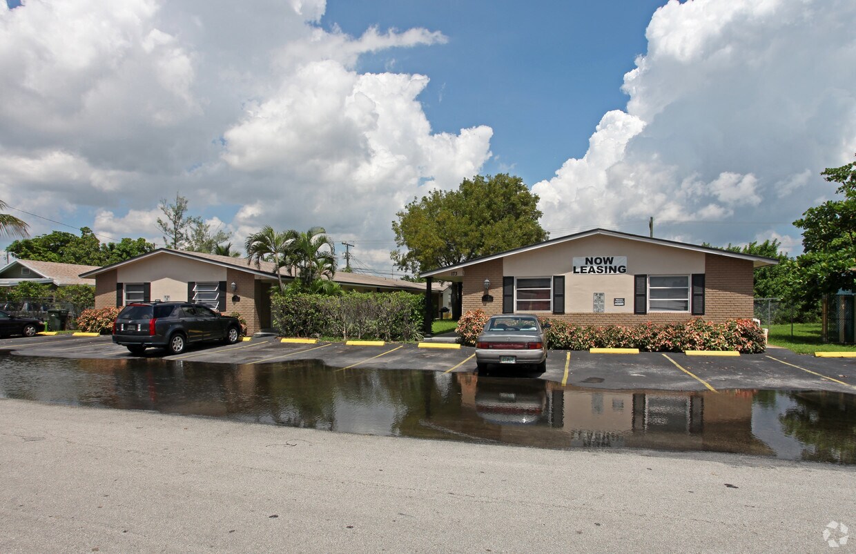 173181 NW 42nd St, Oakland Park, FL 33309 Apartments in Oakland Park