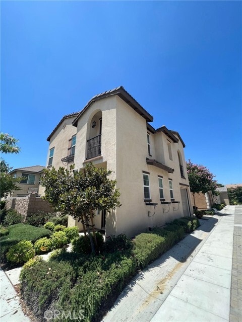 Building Photo - 2940 S Via Belamaria