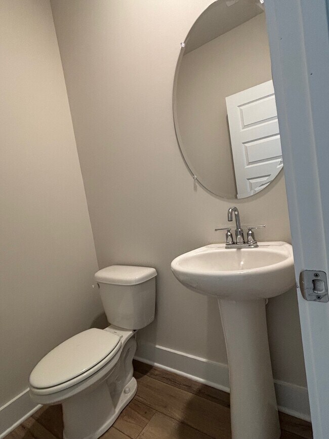 Foto del edificio - 21 Centimeters Dr