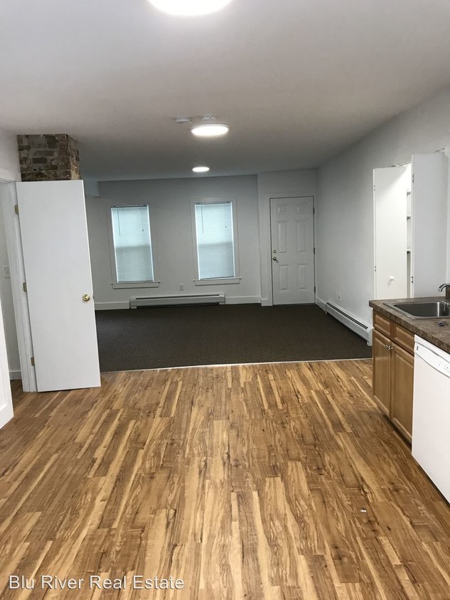 Foto principal - 46-46 4th St