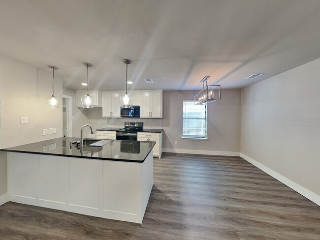 Foto del edificio - 2630 Frazier Ave