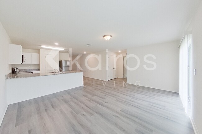 Foto del edificio - 1128 Hayes Ave S