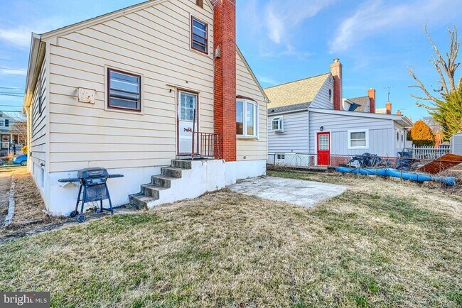 Foto del edificio - 7839 Birmingham Ave