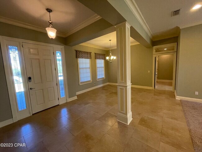 Foto del edificio - 3007 Osprey Cir