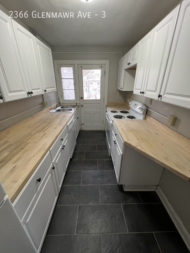 Building Photo - 1-bed Near OSU Campus. Available Fall 2024!