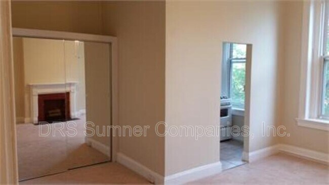 Foto del edificio - 2106 St Paul St