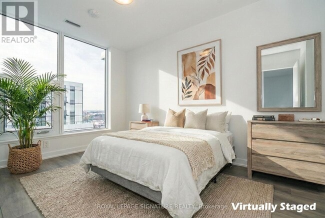 Building Photo - 7439 Kingston Rd