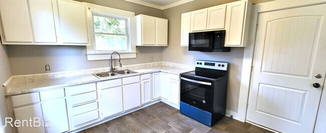 Building Photo - 2 br, 1 bath House - 821 Buffalo St