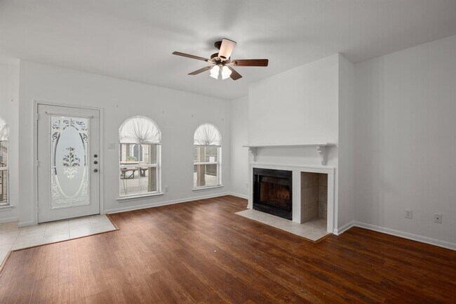 Foto del edificio - 2508 Enfield Rd